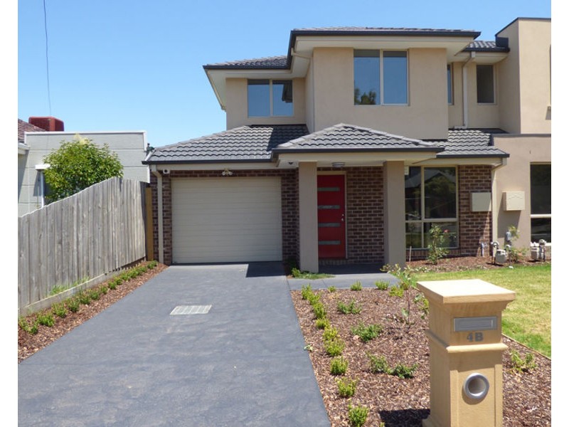 1/4 Florence Avenue, Clayton VIC 3168