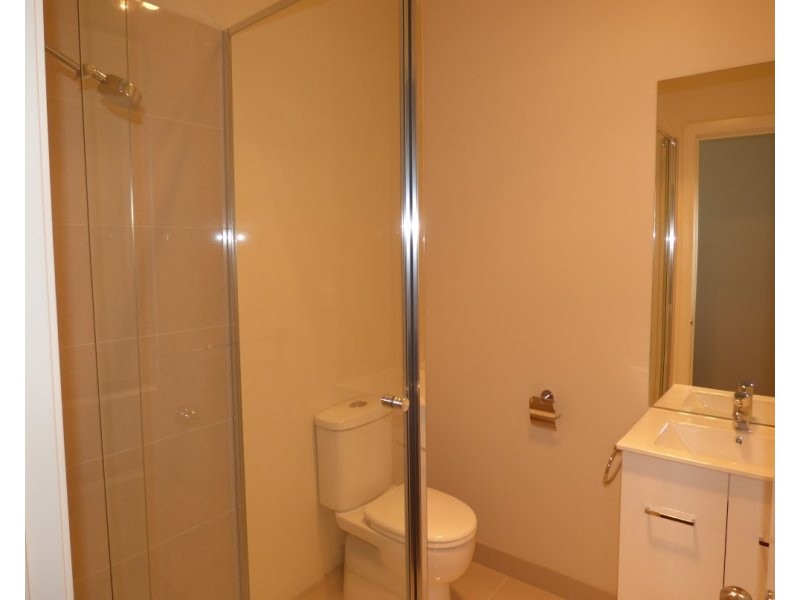 1/4 Florence Avenue, Clayton VIC 3168