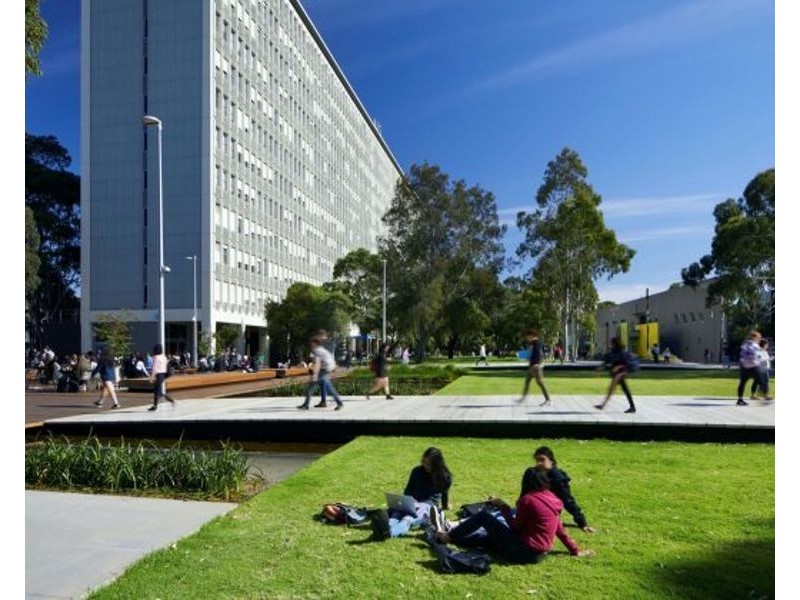 1/4 Florence Avenue, Clayton VIC 3168