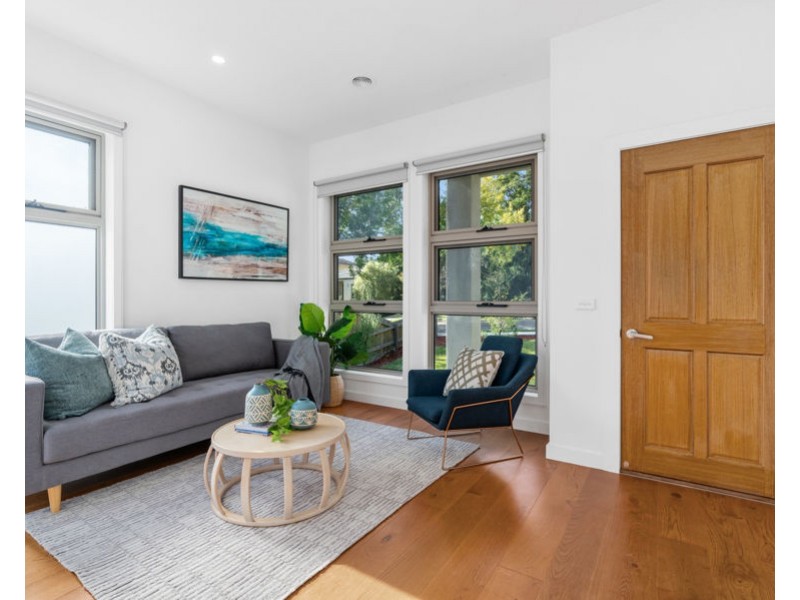 1/13 Sutton Parade, Mont Albert North VIC 3129