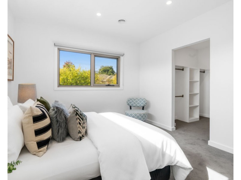 1/13 Sutton Parade, Mont Albert North VIC 3129