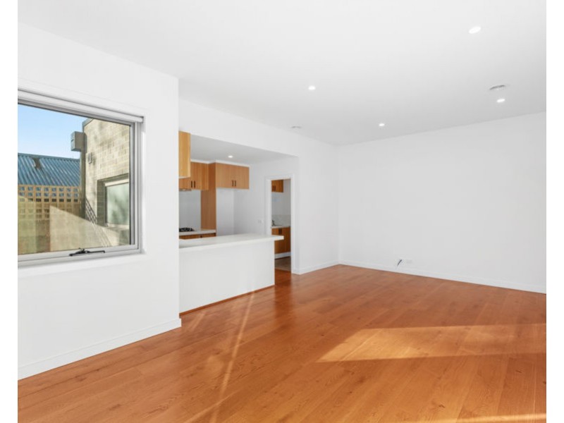 3/13 Sutton Parade, Mont Albert North VIC 3129