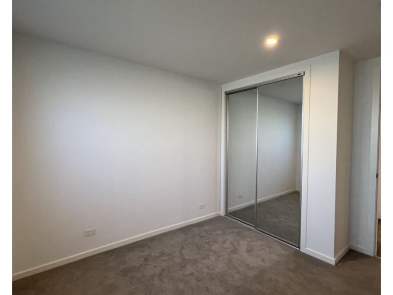 401/330 Manningham Road, Doncaster VIC 3108