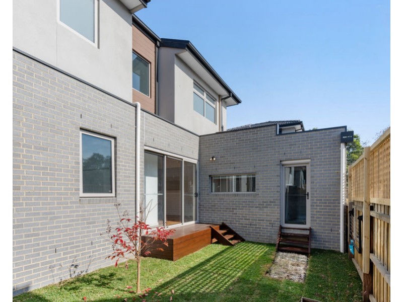 2/13 Sutton Parade, Mont Albert North VIC 3129