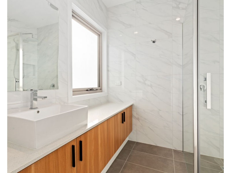 3/13 Sutton Parade, Mont Albert North VIC 3129