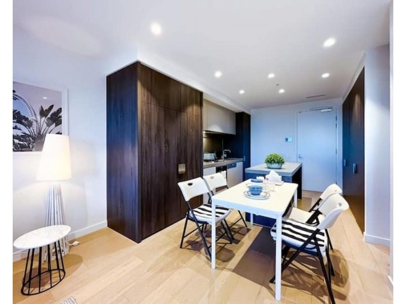 2210/545 Station Street, Box Hill VIC 3128