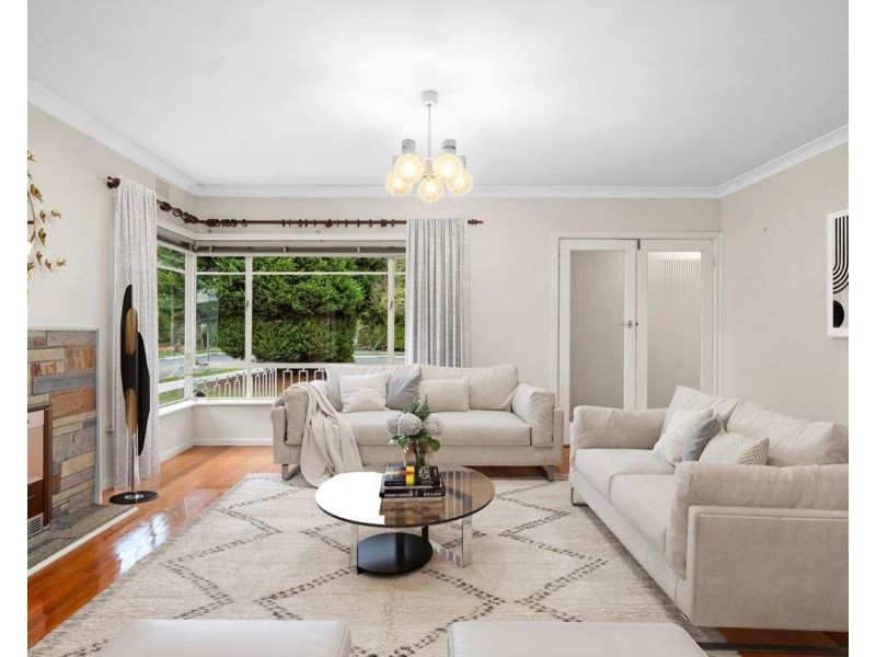 2 Jaques Grove, Forest Hill VIC 3131