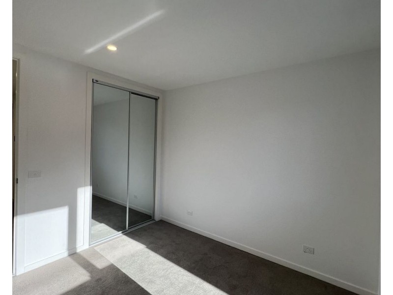 501/330 Manningham Road, Doncaster VIC 3108