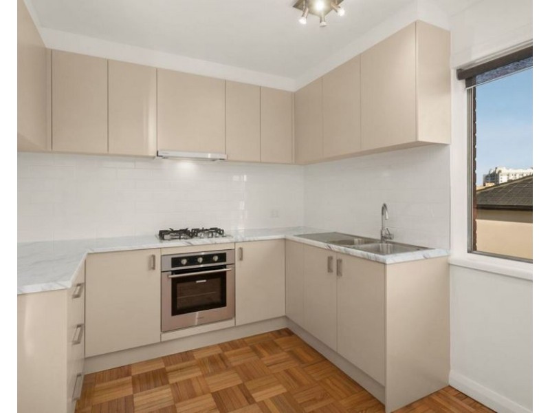 2/779 Station Street, Box Hill North VIC 3129