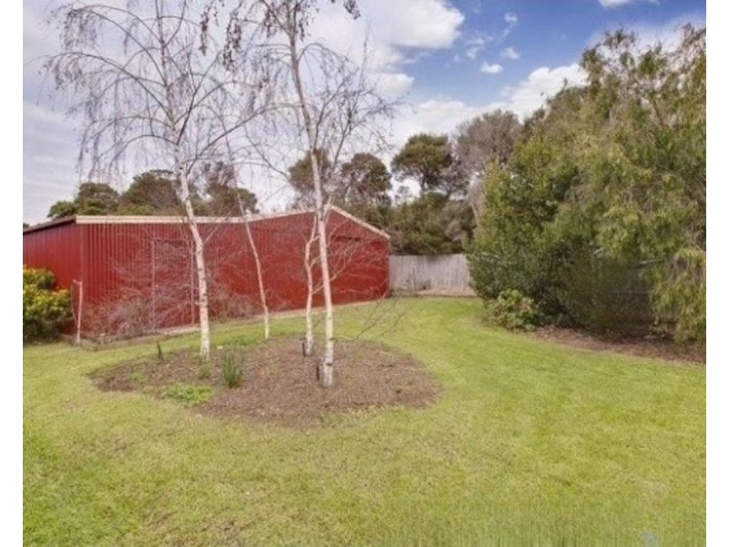 12 Woodlands Grove, Safety Beach VIC 3936