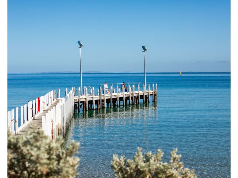 12 Woodlands Grove, Safety Beach VIC 3936