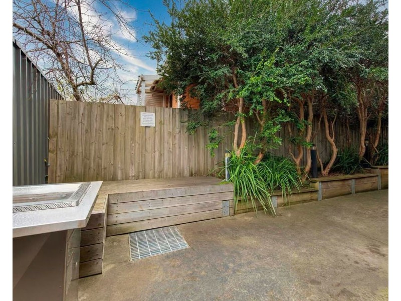 2/1 Wellington Road, Box Hill VIC 3128