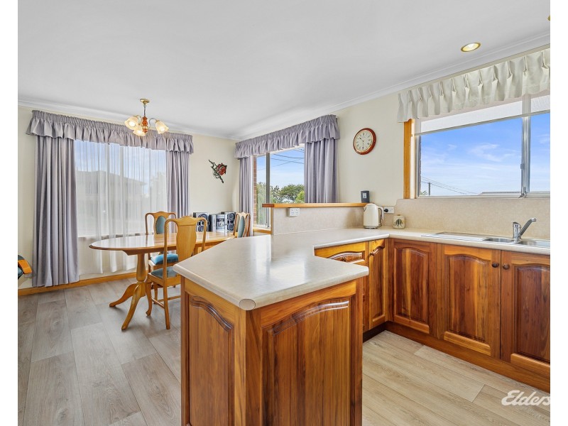 94 Cardigan Street, Somerset TAS 7322