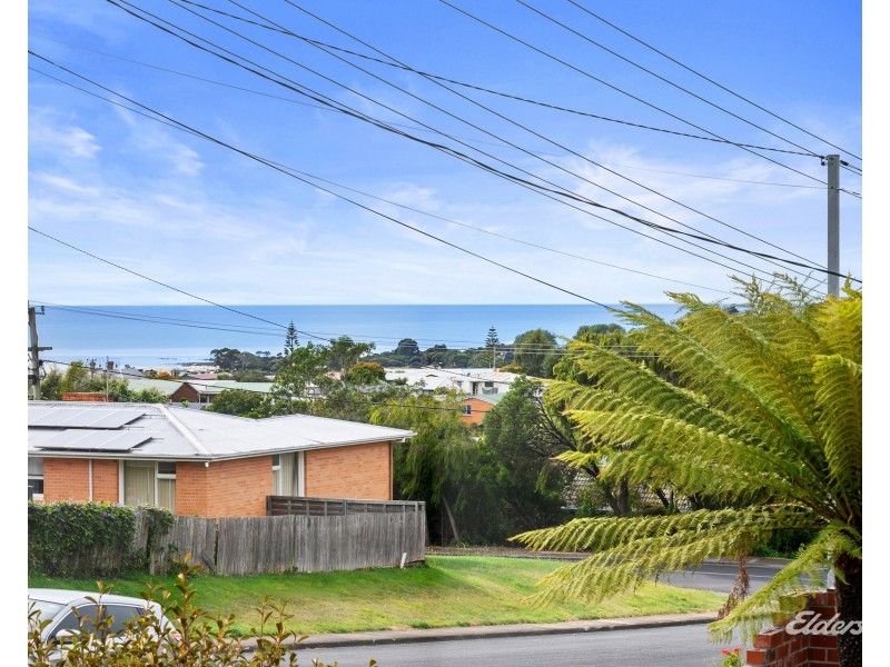 94 Cardigan Street, Somerset TAS 7322