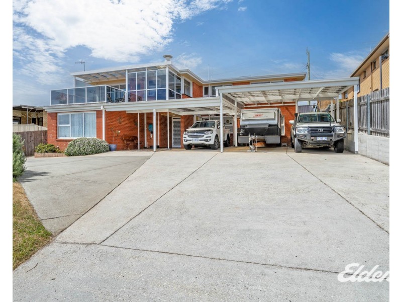 24 Thorne Street, Upper Burnie TAS 7320