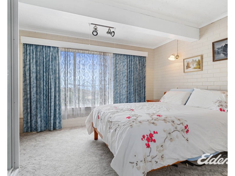 24 Thorne Street, Upper Burnie TAS 7320