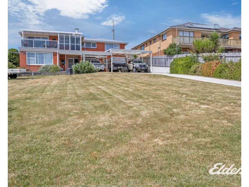 24 Thorne Street, Upper Burnie TAS 7320