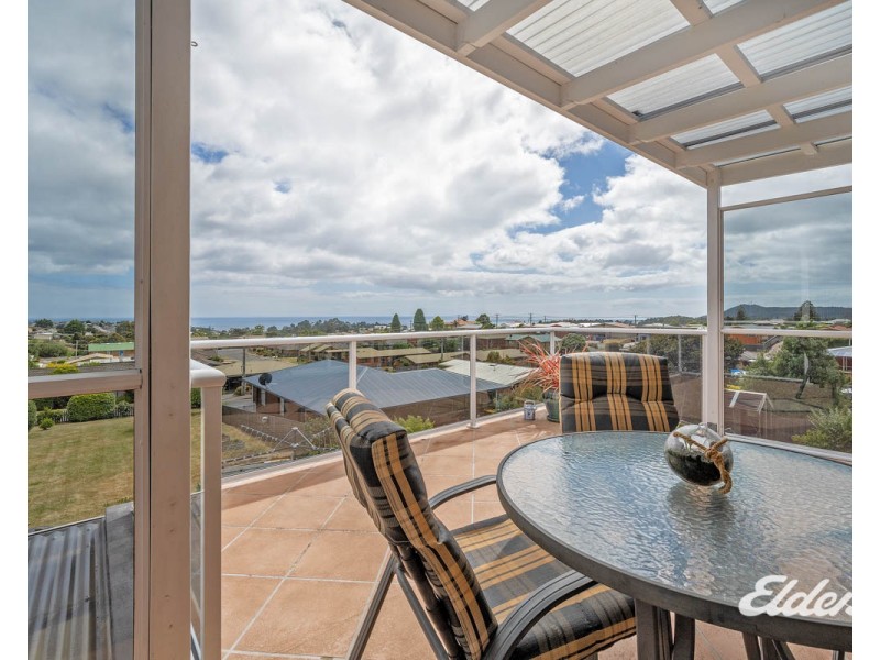 24 Thorne Street, Upper Burnie TAS 7320