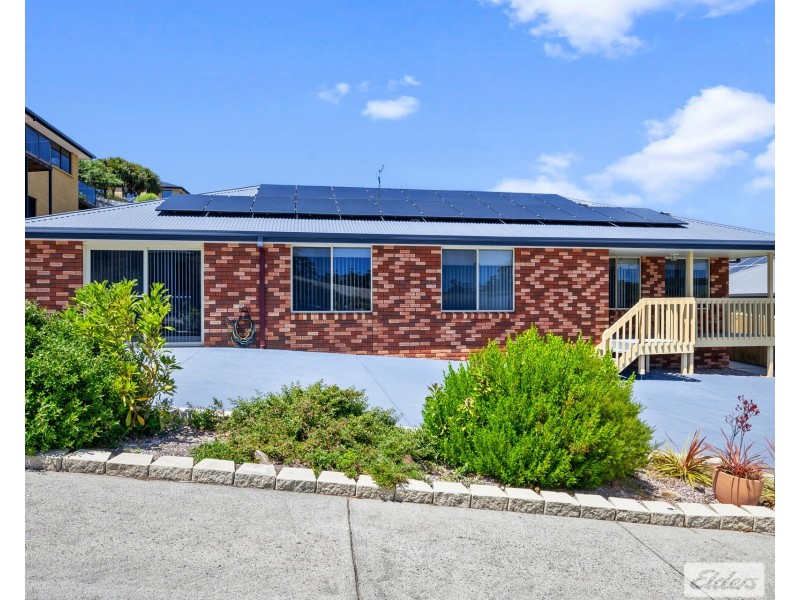 16 Heather Crescent, Park Grove TAS 7320