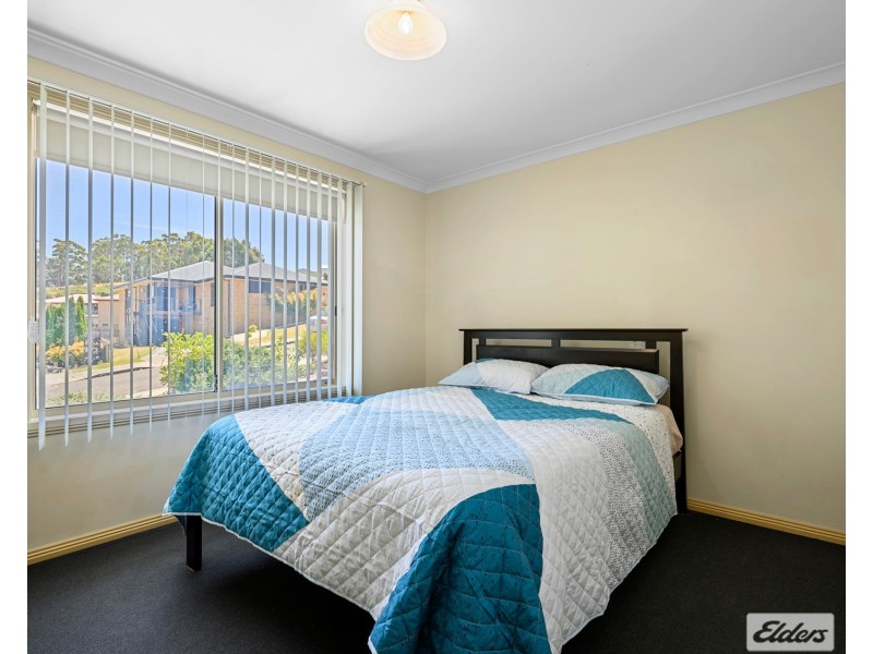 16 Heather Crescent, Park Grove TAS 7320