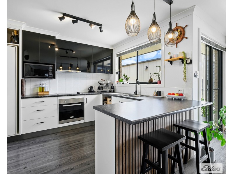 33 Katelyn Drive, Wynyard TAS 7325