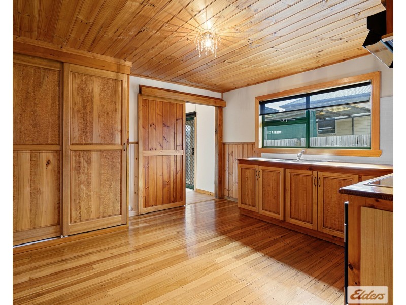 16 Verelle Street, Hillcrest TAS 7320