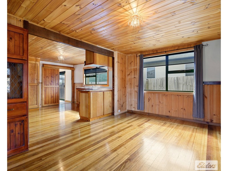 16 Verelle Street, Hillcrest TAS 7320