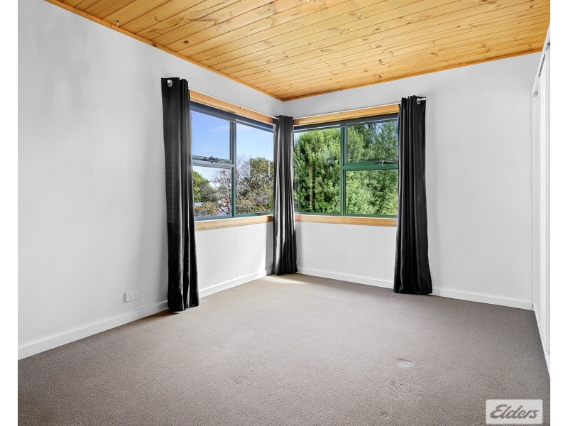 16 Verelle Street, Hillcrest TAS 7320