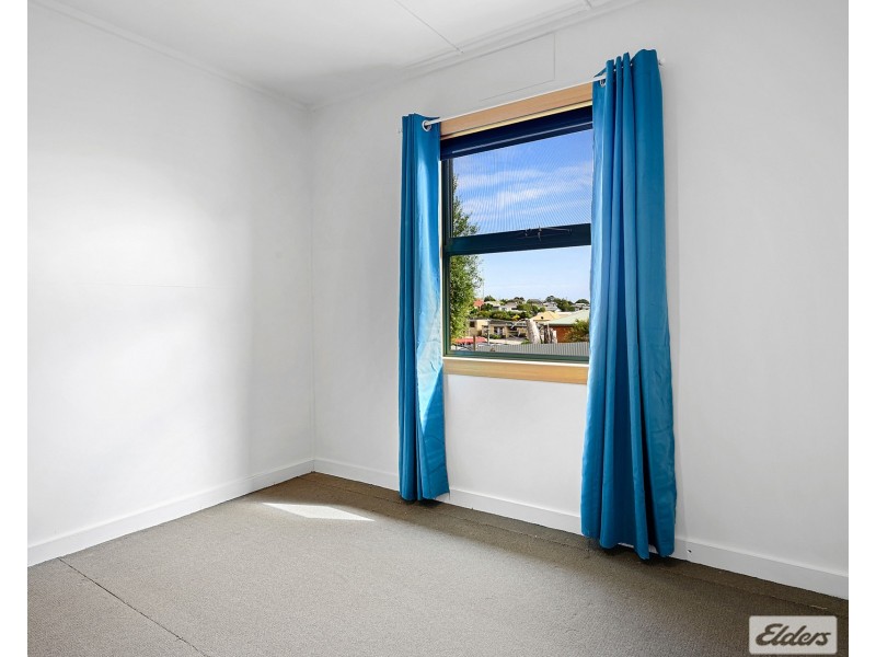 16 Verelle Street, Hillcrest TAS 7320