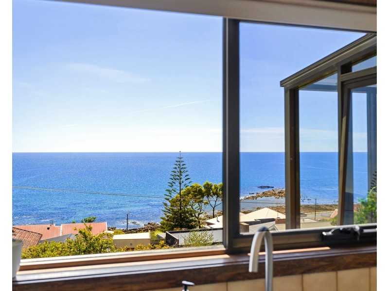 59 Bay Street, Parklands TAS 7320