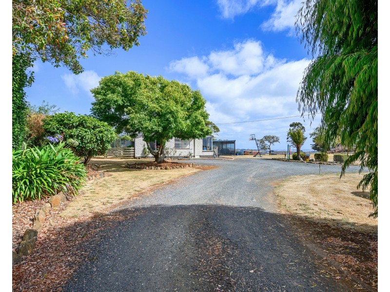 612 Murchison Highway, Elliott TAS 7325