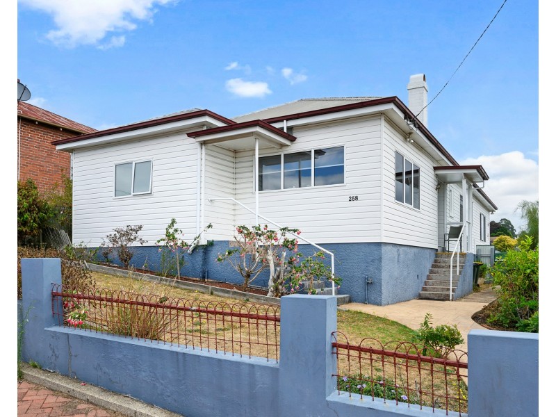 258 Mount Street, Upper Burnie TAS 7320