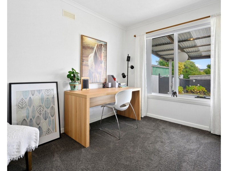 13 Raglan Street, Somerset TAS 7322