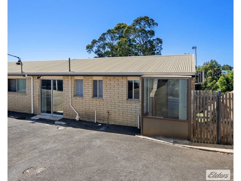2/11 Bathurst Street, Upper Burnie TAS 7320