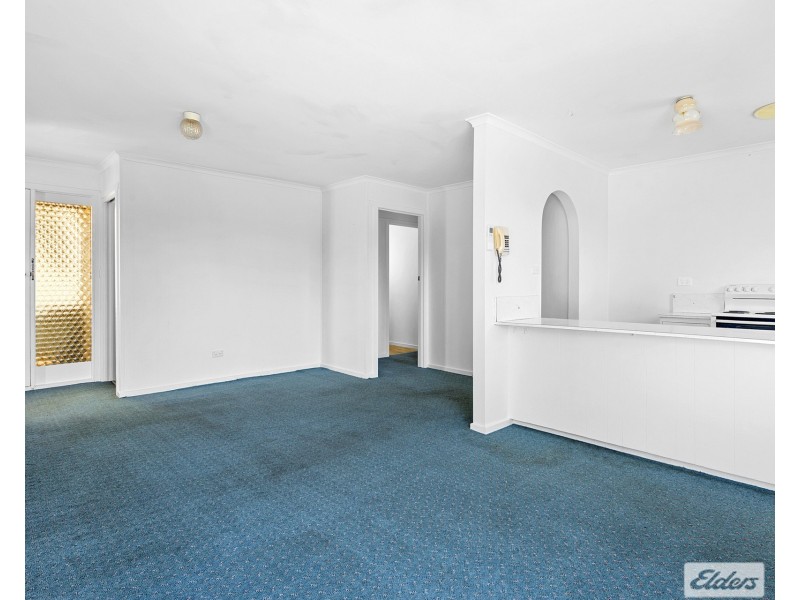 2/11 Bathurst Street, Upper Burnie TAS 7320
