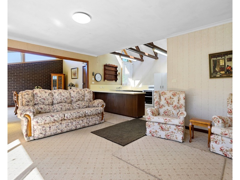 24 Bathurst Street, Upper Burnie TAS 7320