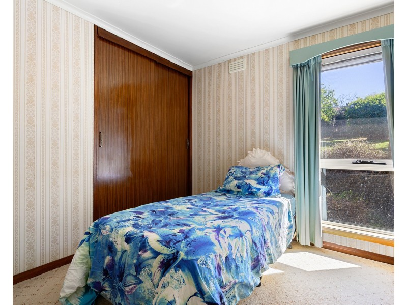 24 Bathurst Street, Upper Burnie TAS 7320