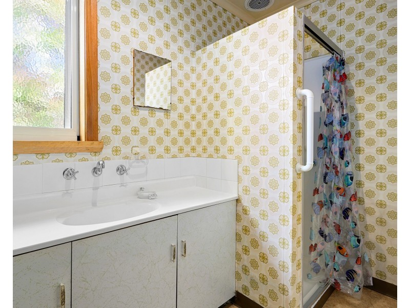 24 Bathurst Street, Upper Burnie TAS 7320