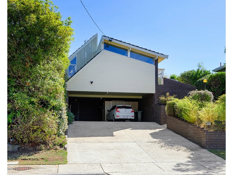 24 Bathurst Street, Upper Burnie TAS 7320