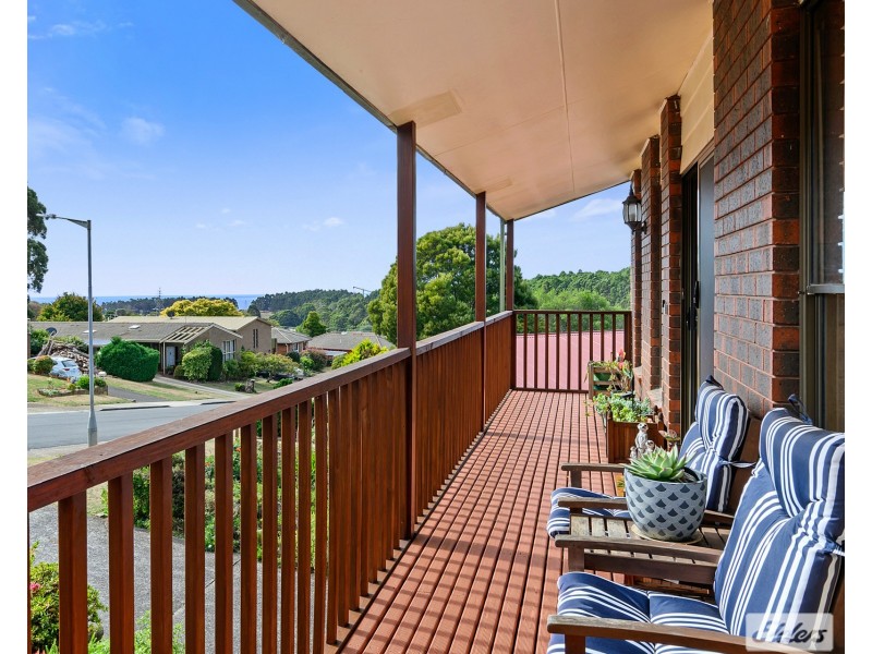 7 Sassafras Crescent, Romaine TAS 7320