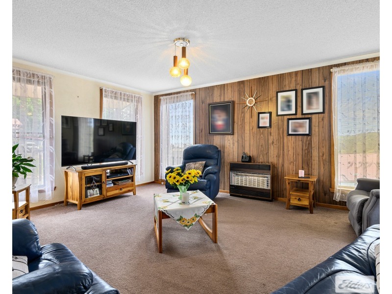 7 Sassafras Crescent, Romaine TAS 7320