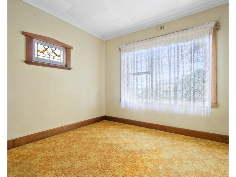 4 Osborne Street, Cooee TAS 7320