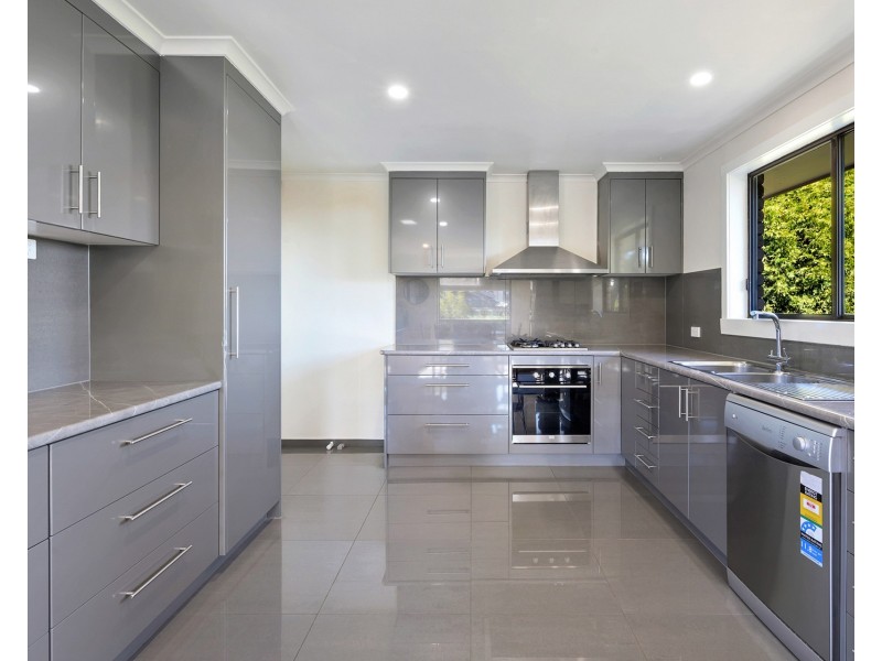 13 Hillfarm Drive, Park Grove TAS 7320