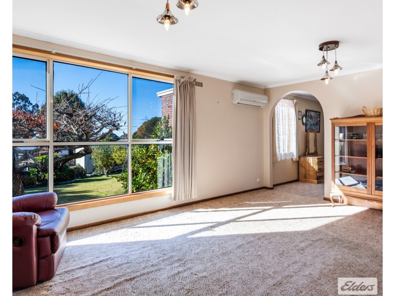 2 Willow Place, Upper Burnie TAS 7320