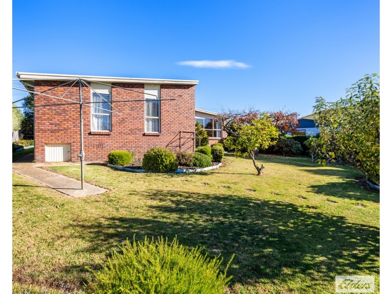 2 Willow Place, Upper Burnie TAS 7320