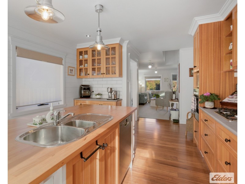 75 Bass Highway, Somerset TAS 7322