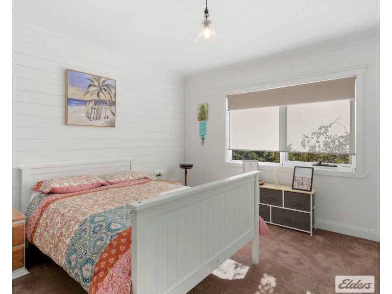 75 Bass Highway, Somerset TAS 7322
