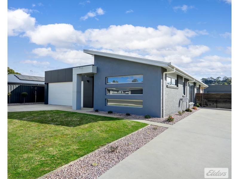 11 Janet Drive, Park Grove TAS 7320