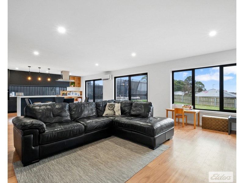 17 Madeline Drive, Mooreville TAS 7321