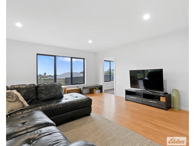 17 Madeline Drive, Mooreville TAS 7321